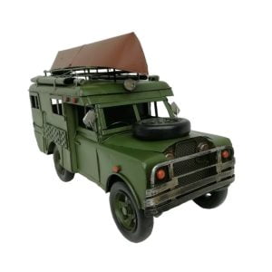 Exciting 36cm Land Rover style expedition model vehicle 4×4 with canoe!