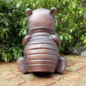 Winnie-The-Pooh Garden Sculpture Large