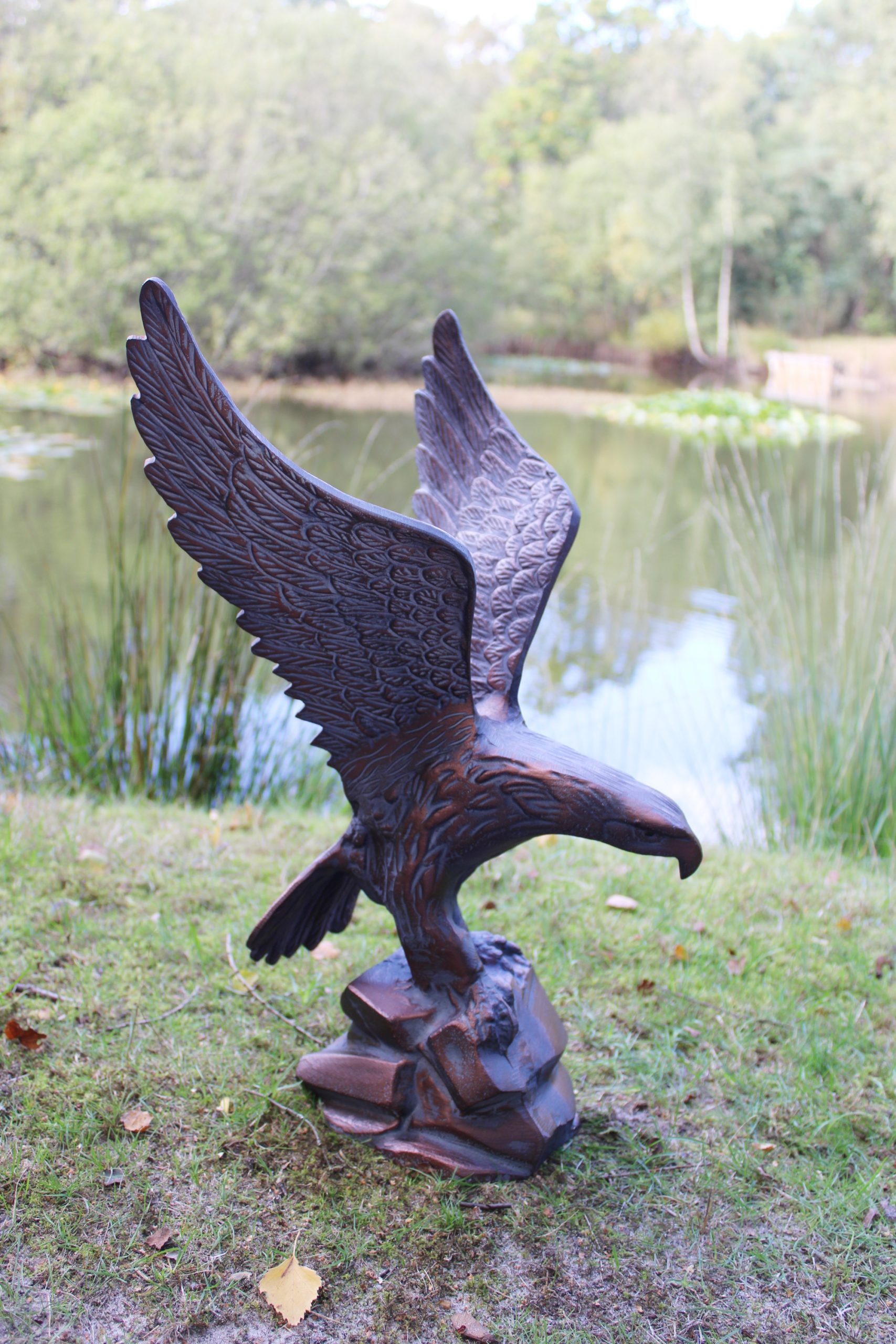 Eagle Swooping Garden Sculpture Ornament Statue - Image 4