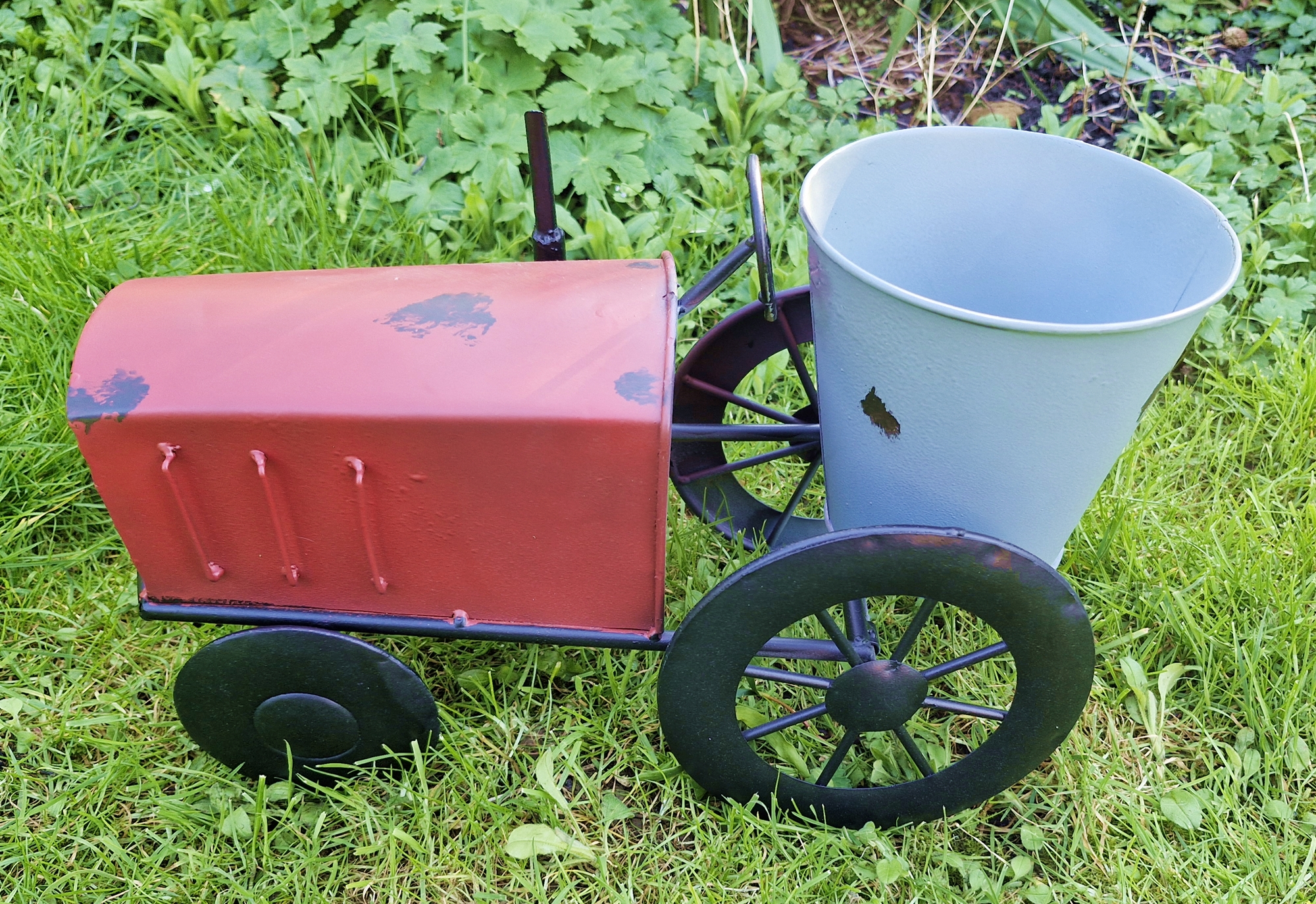 Tractor Flower Pot Holder Planter Garden Ornament - Image 2